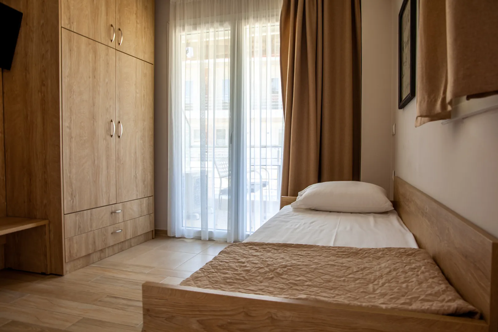 Tiara Holidays - Nikiti Comfort - superior apartment spavaća soba